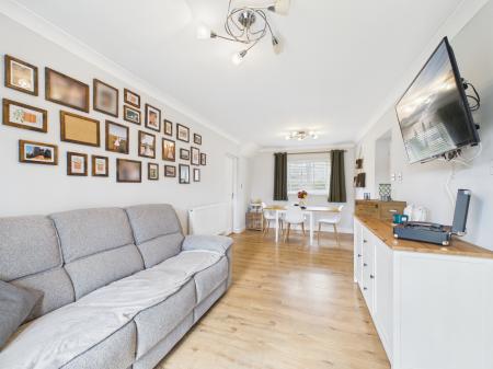 3 bedroom Semi-detached house for sale in Llangranog Road, Llanishen, Cardiff, CF14