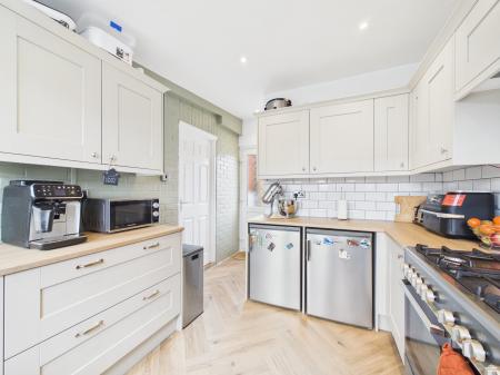 3 bedroom Semi-detached house for sale in Llangranog Road, Llanishen, Cardiff, CF14