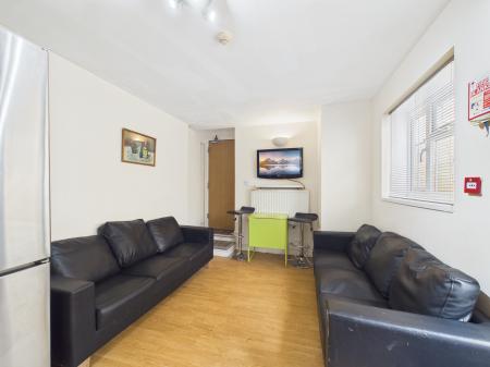 6 bedroom Terraced House to let in Rhymney St, Cathays, Cardiff, CF24
