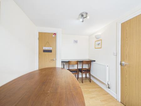 6 bedroom Terraced House to let in Rhymney St, Cathays, Cardiff, CF24