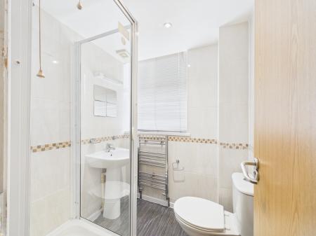 6 bedroom Terraced House to let in Rhymney St, Cathays, Cardiff, CF24