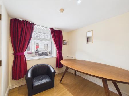 6 bedroom Terraced House to let in Rhymney St, Cathays, Cardiff, CF24