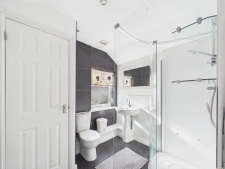 4 bedroom Terraced House to let in Russel Street, Cathays, Cardiff, CF24