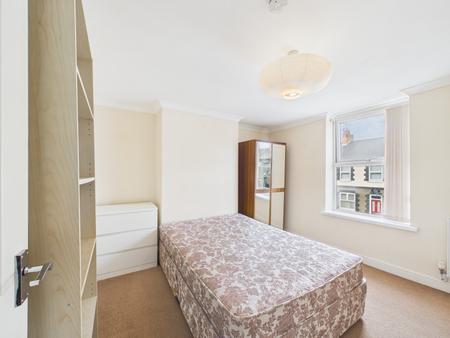 4 bedroom Terraced House to let in Russel Street, Cathays, Cardiff, CF24