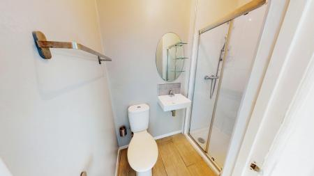 4 bedroom Semi-detached house to let in Broadway, Splott, Cardiff, CF24