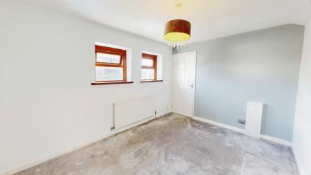 4 bedroom Semi-detached house to let in Broadway, Splott, Cardiff, CF24