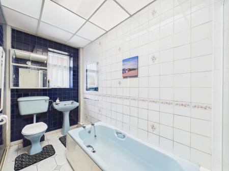 3 bedroom Detached bungalow for sale in Pantbach Road, Cardiff, CF14