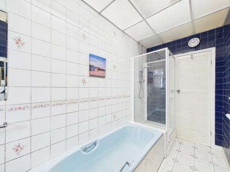 3 bedroom Detached bungalow for sale in Pantbach Road, Cardiff, CF14