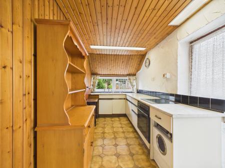 3 bedroom Detached bungalow for sale in Pantbach Road, Cardiff, CF14