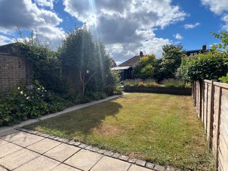 3 bedroom Semi-detached house for sale in Heol Y Bont, Rhiwbina, Cardiff, CF14