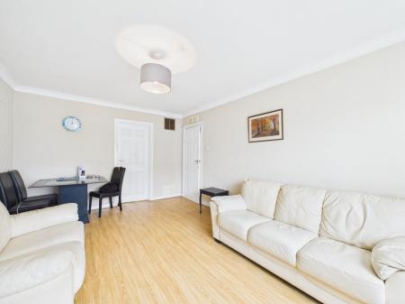 1 bedroom Flat for sale in Melbourne Court TynYParc Road, Cardiff, CF14