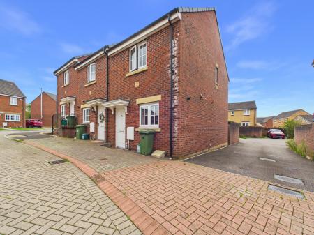 2 bedroom End of terrace house to let in Lonydd Glas, Llanharan, CF72