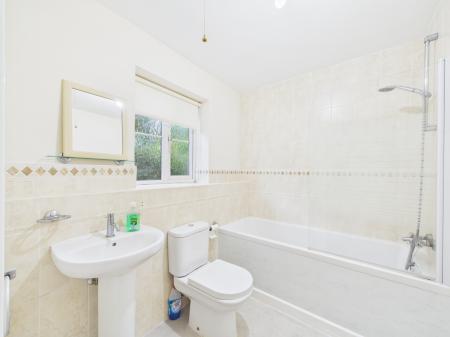 2 bedroom Coach House to let in Ffordd Ty Unos, Cardiff, Heath, CF14