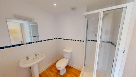 2 bedroom Flat to let in Pantbach Road, Cardiff, CF14