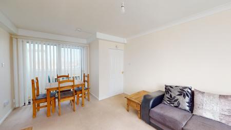 2 bedroom Flat to let in Vermeer Crescent, Newport, NP19