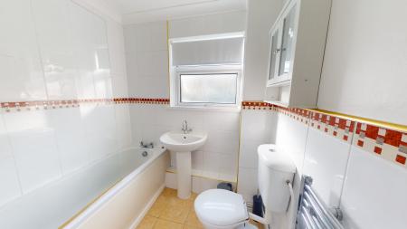 2 bedroom Flat to let in Vermeer Crescent, Newport, NP19