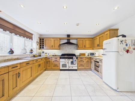 5 bedroom Semi-detached house for sale in Heol Y Gors, Whitchurch, Cardiff, CF14