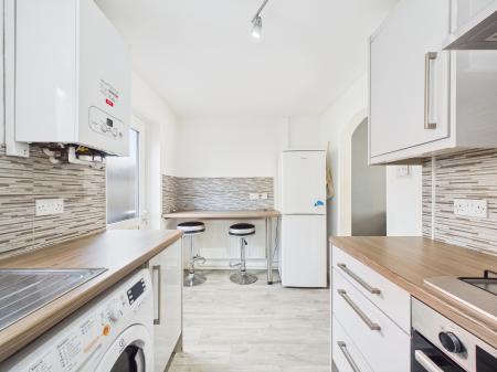 2 bedroom End of terrace house for sale in Woodlawn Way, Cardiff, CF14