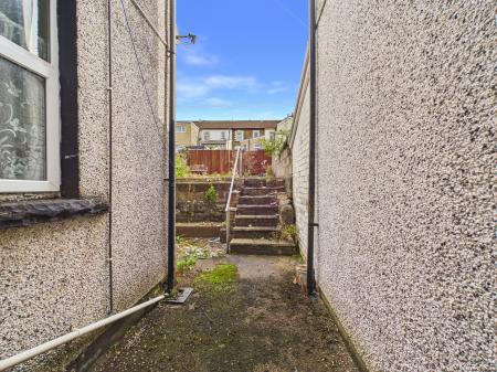 3 bedroom Terraced House for sale in Commercial Street, Caerphilly, CF83