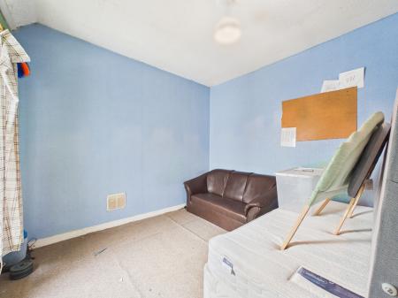 3 bedroom Terraced House for sale in Commercial Street, Caerphilly, CF83