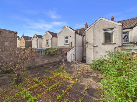 3 bedroom Terraced House for sale in Commercial Street, Caerphilly, CF83