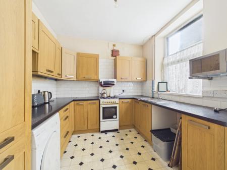 3 bedroom Terraced House for sale in Commercial Street, Caerphilly, CF83