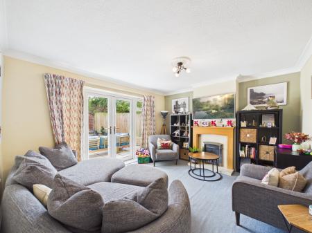 3 bedroom Semi-detached house for sale in Glendale Avenue, Llanishen, Cardiff, CF14