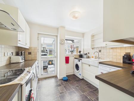 3 bedroom Semi-detached house for sale in Glendale Avenue, Llanishen, Cardiff, CF14