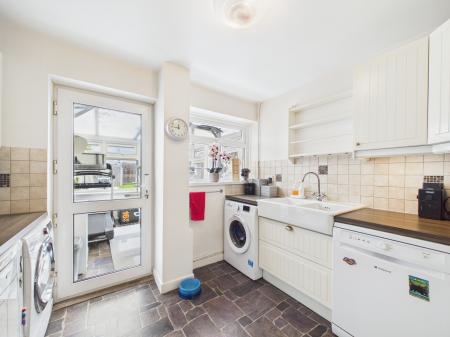3 bedroom Semi-detached house for sale in Glendale Avenue, Llanishen, Cardiff, CF14