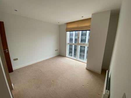 2 bedroom Flat for sale in Newport Road, Cardiff, CF24