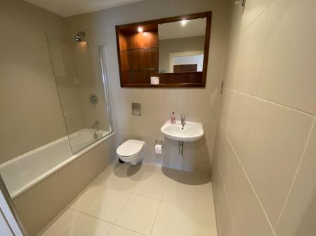 2 bedroom Flat for sale in Newport Road, Cardiff, CF24