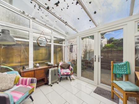 2 bedroom Terraced House for sale in Glan y Ffordd, Taffs Well, CF15