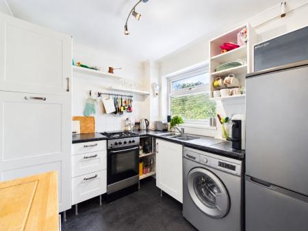 2 bedroom Terraced House for sale in Glan y Ffordd, Taffs Well, CF15