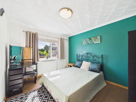 2 bedroom Semi-detached bungalow for sale in Clos Y Graig, Rhiwbina, Cardiff, CF14