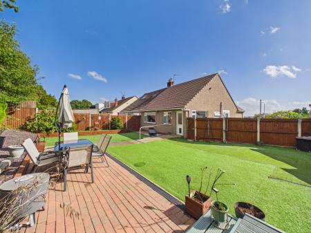 2 bedroom Semi-detached bungalow for sale in Clos Y Graig, Rhiwbina, Cardiff, CF14