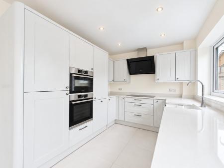 3 bedroom Terraced House for sale in Heol Y Felin, Rhiwbina, Cardiff, CF14