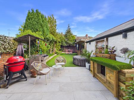 5 bedroom Semi-detached house for sale in Maelog Road, Whitchurch, Cardiff, CF14