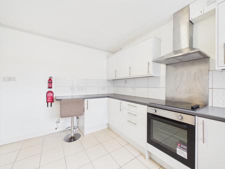 2 bedroom Flat for sale in Heol Lewis, Rhiwbina, Cardiff, CF14