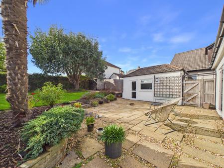 2 bedroom Detached bungalow for sale in Wenallt Road, Rhiwbina, Cardiff, CF14