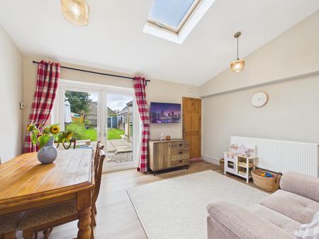2 bedroom Terraced House for sale in Tyn-Y-Parc Road, Rhiwbina, Cardiff, CF14