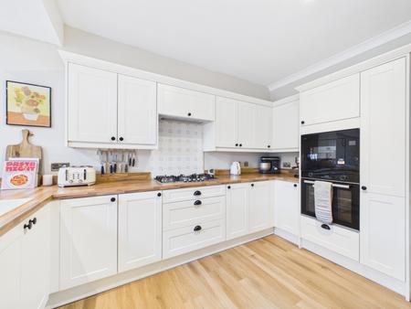 2 bedroom Terraced House for sale in Tyn-Y-Parc Road, Rhiwbina, Cardiff, CF14
