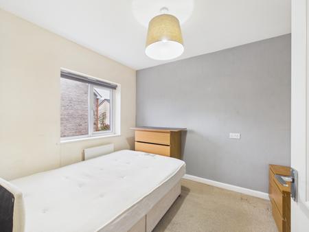 3 bedroom End of terrace house to let in Heol Gruffydd, Pontypridd, Rhydyfelin, CF37