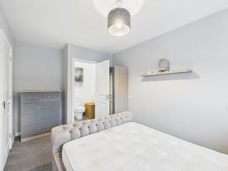 3 bedroom End of terrace house to let in Heol Gruffydd, Pontypridd, Rhydyfelin, CF37