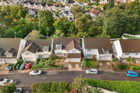 5 bedroom Detached house for sale in Tanglewood Close, Lisvane, Cardiff, CF14