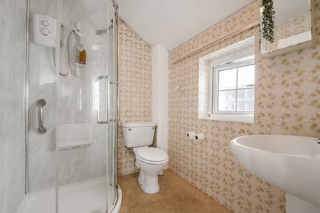 5 bedroom Detached house for sale in Tanglewood Close, Lisvane, Cardiff, CF14