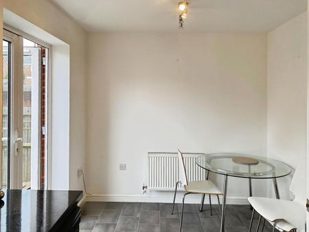 3 bedroom End of terrace house to let in Ffordd y Dolau, Llanharan, CF72