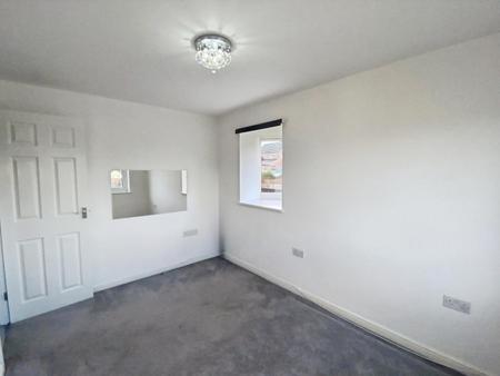 3 bedroom End of terrace house to let in Ffordd y Dolau, Llanharan, CF72