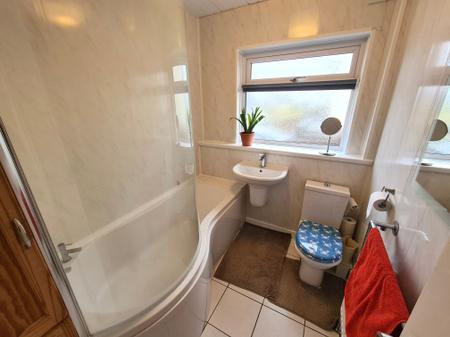 3 bedroom Semi-detached house to let in Whiterock Drive, Pontypridd, CF37