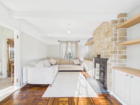 3 bedroom Semi-detached house to let in Pen Y Dre, Rhiwbina, Cardiff, CF14