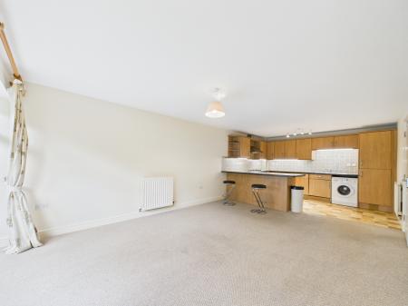 2 bedroom Flat for sale in Willow Place, Carlisle, CA1